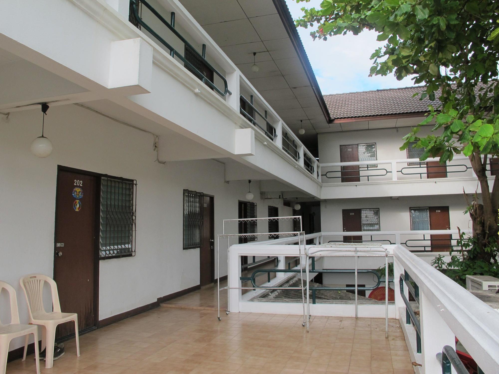 Neo Court Hotell Chiang Mai Exteriör bild